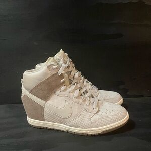 Nike Dunk Sky Hi Wedge Sneakers Women Size 10 Light Bone Phantom Sail 845019-002